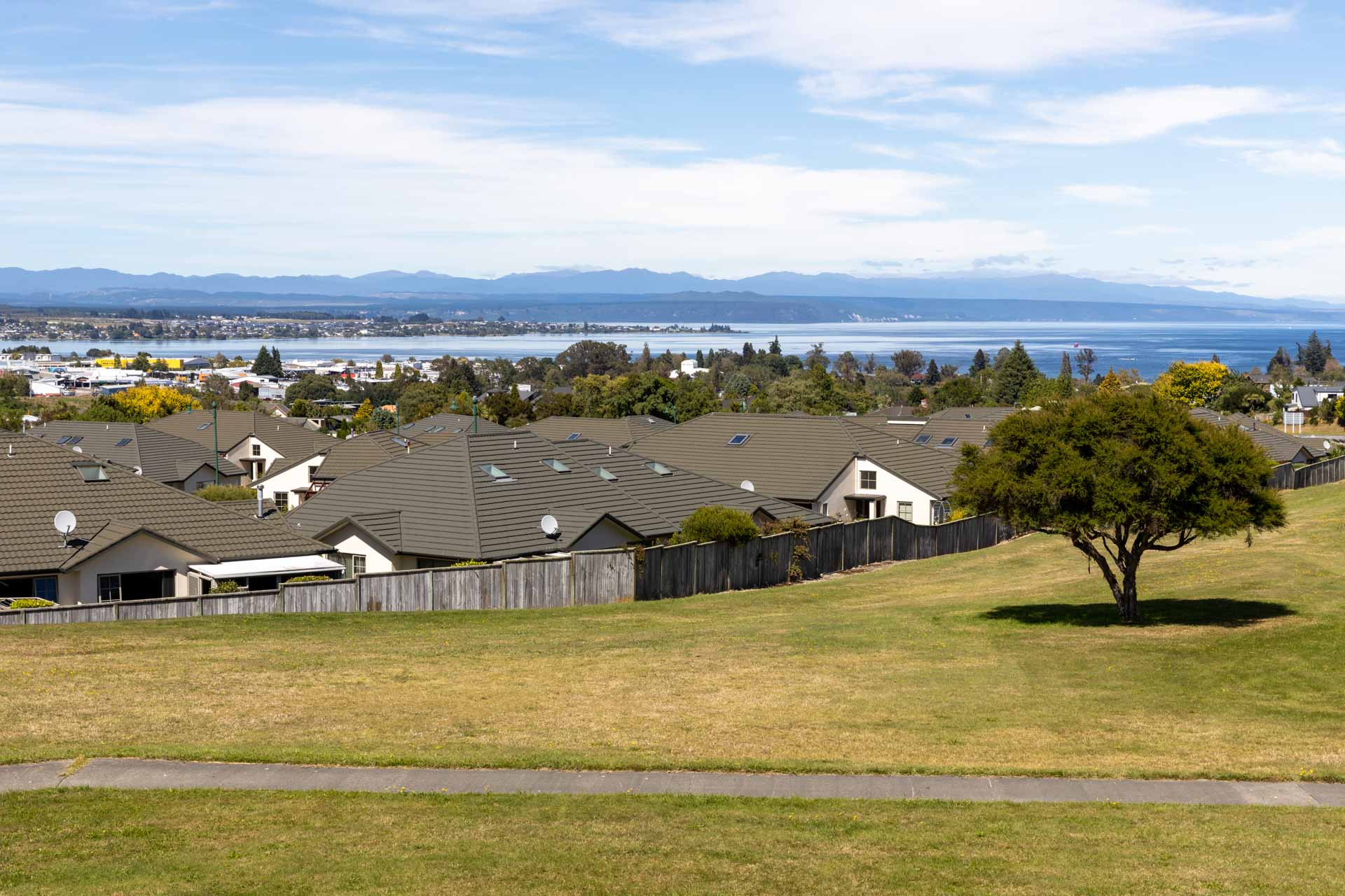 things to do in taupo, taupo new zealand, taupo tourist attractions