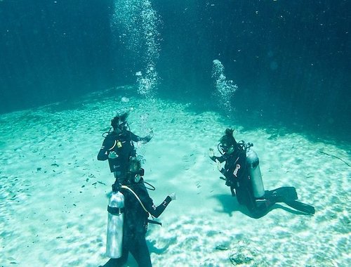 Cenote Diving for First Time Divers and for Refresher Dives in Tulum 2