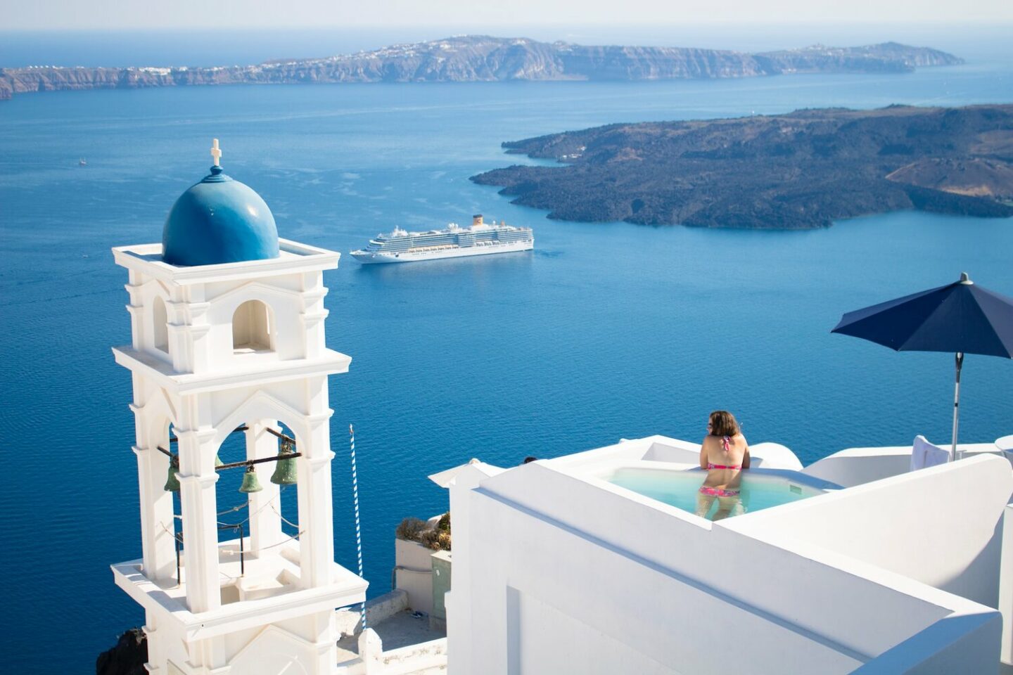 Santorini Hotels With Private Pool To Book