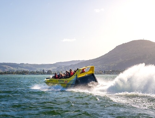 Jet Boat tour on Lake Rotorua NZ