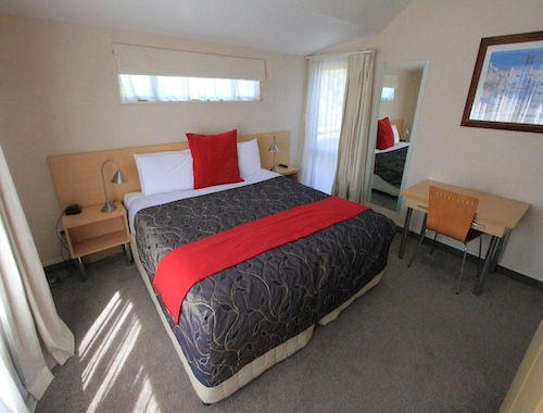 Voyager Apartments Taupo lakeside accommodation taupo, lakefront motels taupo, where to stay in taupo, motels in taupo on lakefront, accommodation lake taupo